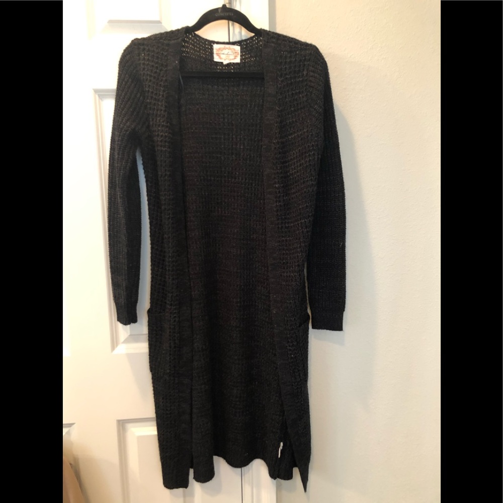 Black sweater duster
